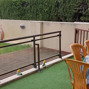 Con Terraza Y Acceso Directo A La Piscina Y A 50 M De La Playa Apartamento